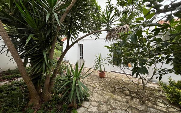 Maison à vendre    5 pièces •  Agde