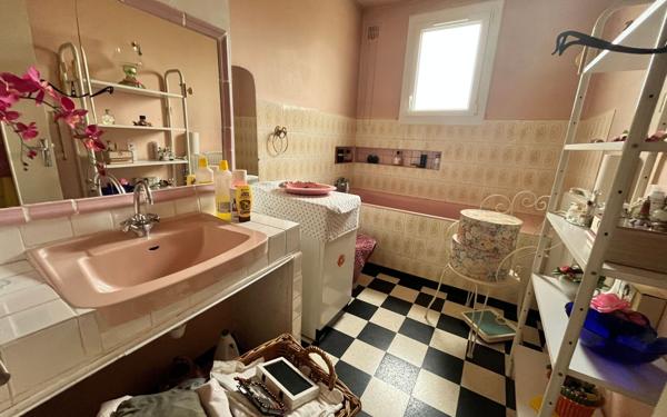 Maison à vendre    5 pièces •  Agde