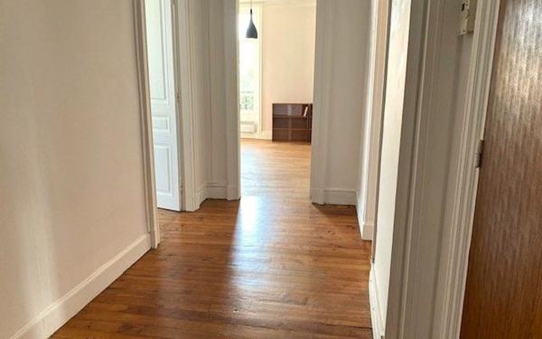 Appartement à vendre    4 pièces • 120 m2 Biarritz