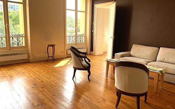 Appartement à vendre    4 pièces • 120 m2 Biarritz