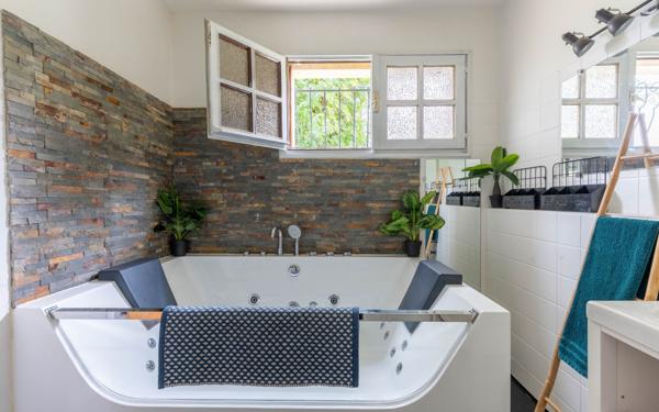 Maison à vendre    4 pièces •  Biscarrosse