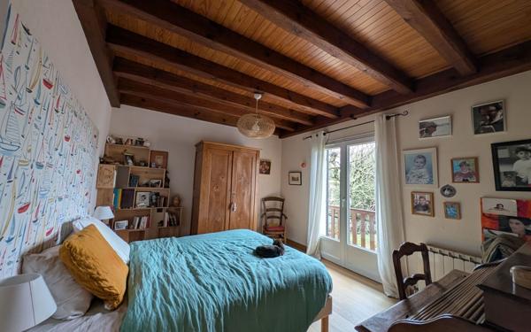 Maison à vendre    6 pièces •  Gradignan