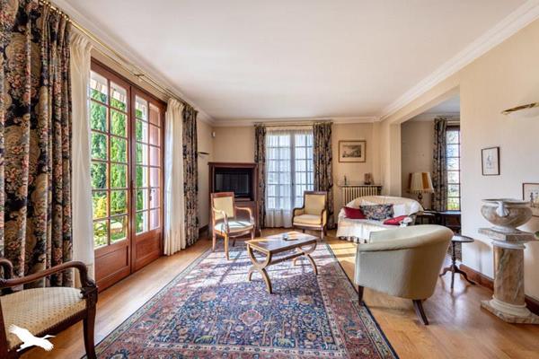 Maison à vendre |  Aixe-sur-Vienne |  8 pièces | 178 m²