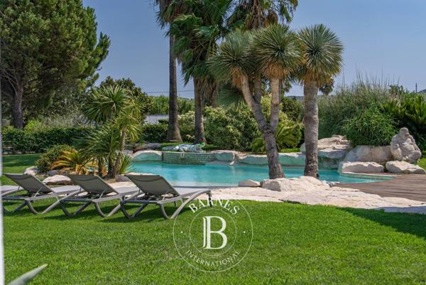 Châteauneuf-les-Martigues, Maison 4 Chambres -  262 m² à vendre