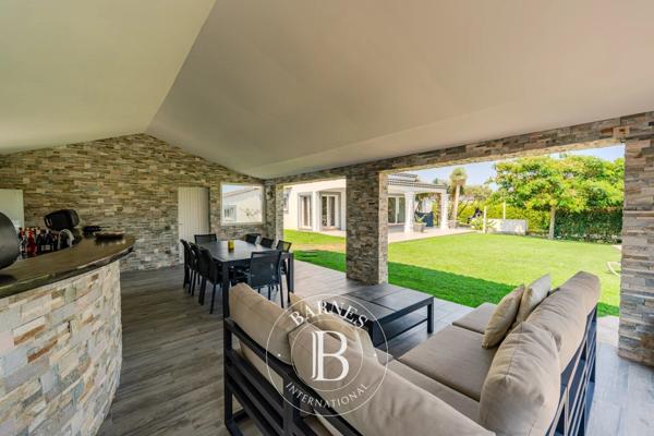 Châteauneuf-les-Martigues, Maison 4 Chambres -  262 m² à vendre