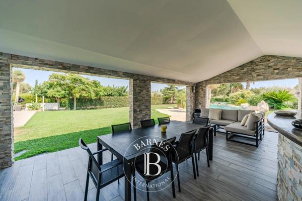 Châteauneuf-les-Martigues, Maison 4 Chambres -  262 m² à vendre