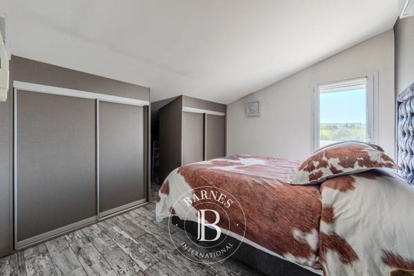Châteauneuf-les-Martigues, Maison 4 Chambres -  262 m² à vendre