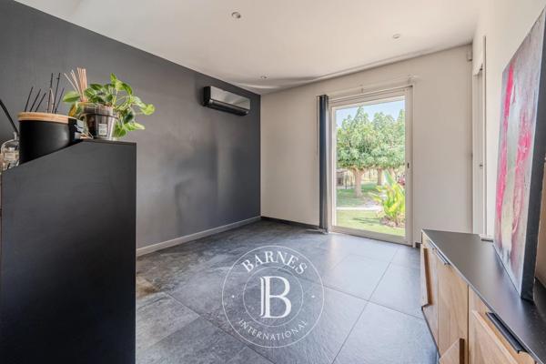 Châteauneuf-les-Martigues, Maison 4 Chambres -  262 m² à vendre