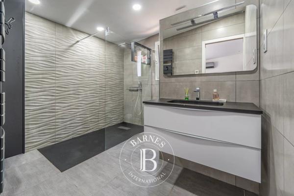 Châteauneuf-les-Martigues, Maison 4 Chambres -  262 m² à vendre