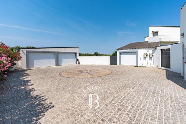 Châteauneuf-les-Martigues, Maison 4 Chambres -  262 m² à vendre