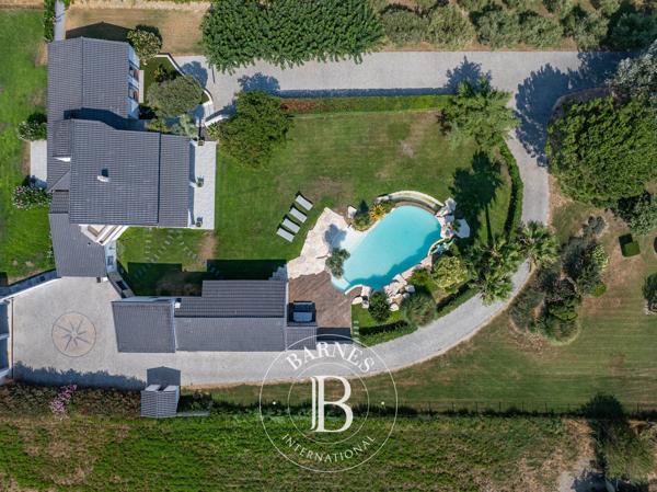 Châteauneuf-les-Martigues, Maison 4 Chambres -  262 m² à vendre