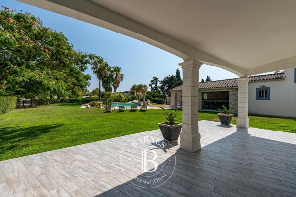 Châteauneuf-les-Martigues, Maison 4 Chambres -  262 m² à vendre