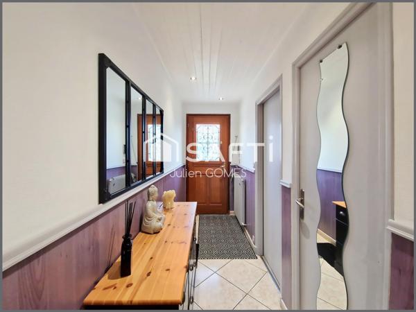 Une maison clé en main, idéale pour une vie de famille paisible.