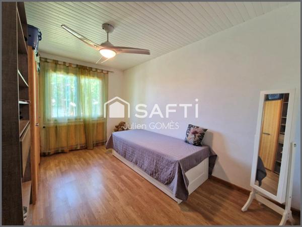 Une maison clé en main, idéale pour une vie de famille paisible.