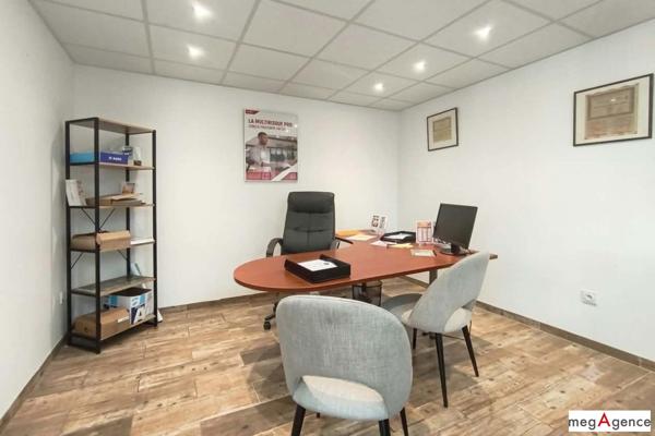 Immeuble à VILLENEUVE-SUR-LOT, 47300 - 200m²