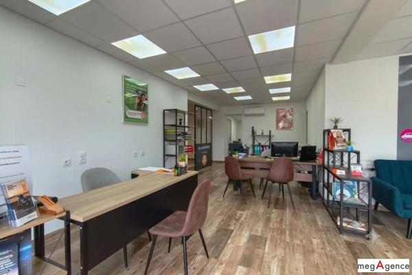 Immeuble à VILLENEUVE-SUR-LOT, 47300 - 200m²