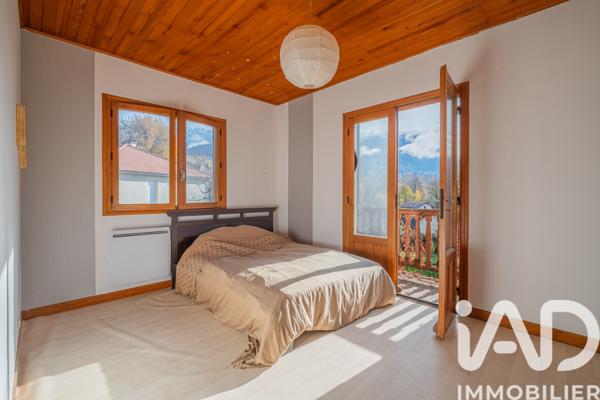 Maison à vendre 6 pièces 101 m² Saint-Martin-d'Uriage