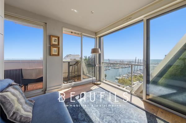 Exclusivité. Appartement en 1ère ligne vue mer