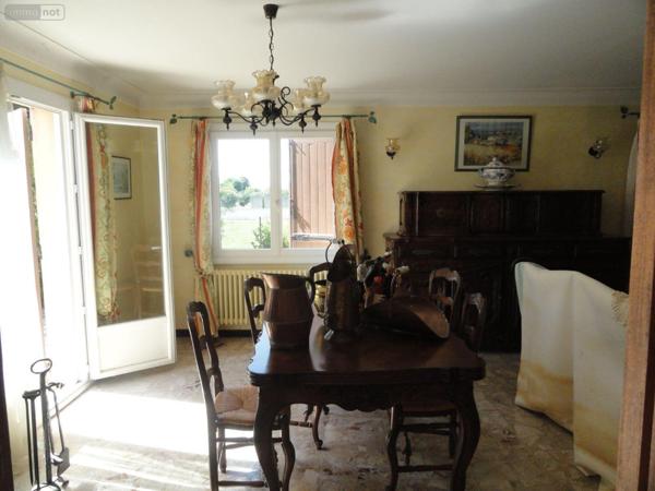 Maison individuelle à vendre à Saint-Gilles dans le Gard (30800), ref : 11411/424