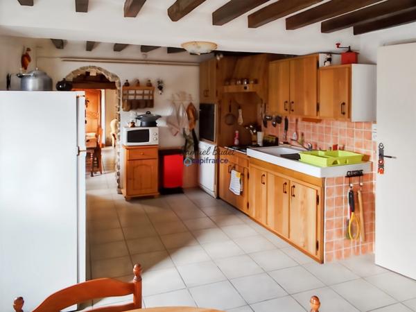 Un havre de charme en pierre, proche d’Alençon, à découvrir sans attendre !