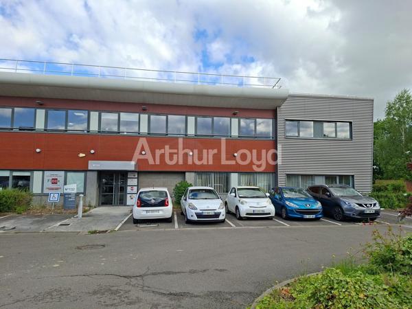 Bureaux à louer à Wambrechies surface de 172 m² disponible