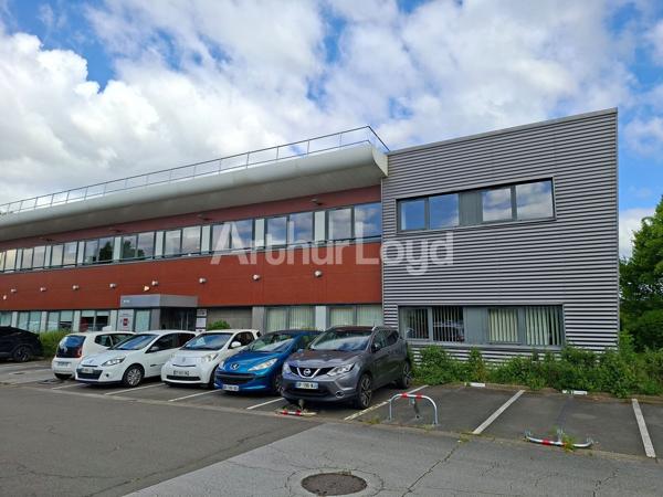 Bureaux à louer à Wambrechies surface de 172 m² disponible