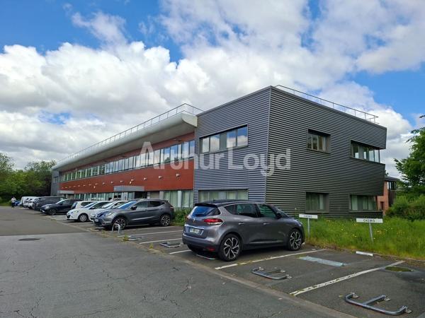 Bureaux à louer à Wambrechies surface de 172 m² disponible