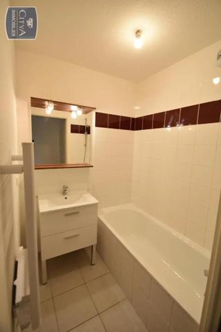 Appartement à louer 2 pièces 32.49m²