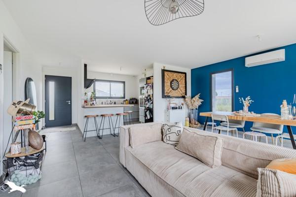 Maison à vendre |                                       Les Billaux |                                        3 pièces  |  80 m²