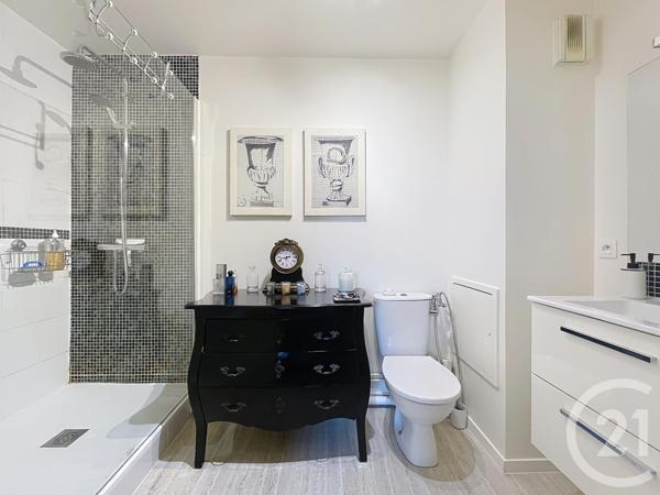 Appartement T2 à vendre  2 pièces - 44,78 m2 COMPIEGNE - 60