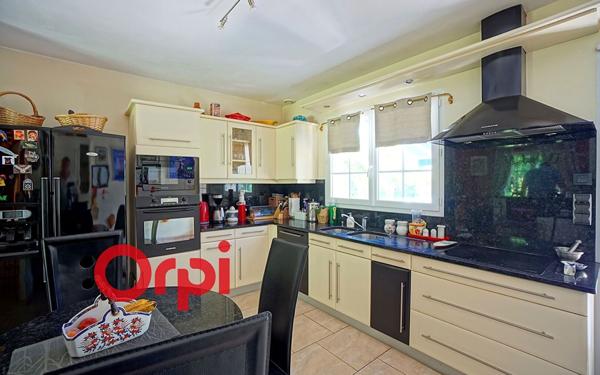 Maison à vendre    9 pièces •  Bernay