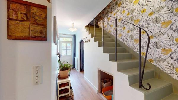 Longère F5, 4 chambres, un garage attenant et buanderie.