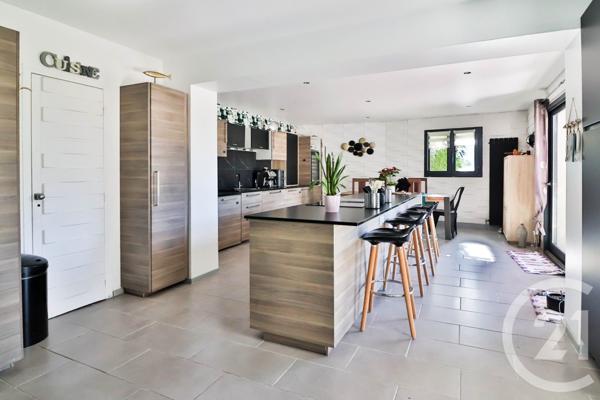 Maison à vendre  7 pièces - 250 m2 ETRECHY - 91