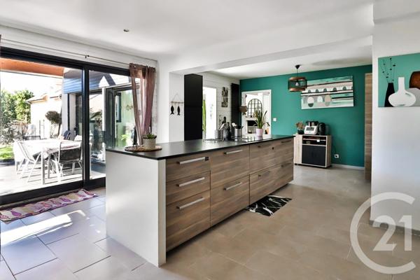 Maison à vendre  7 pièces - 250 m2 ETRECHY - 91