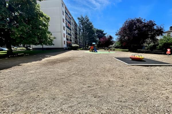 Appartement Vitry Sur Seine 4 pièces - Le Plateau - 76.64 m2