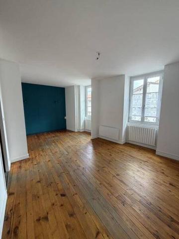 Appartement 3 pièces                                        - 43000 Le Puy-en-Velay Réf : 12518
