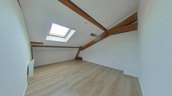 Appartement 1 pièce                                        - 42000 Saint-Étienne Réf : 12390