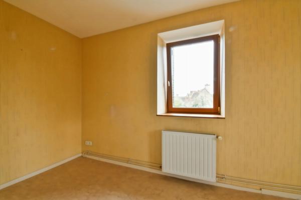 Immeuble à vendre HURIEL (03)