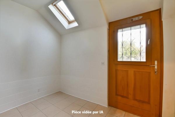 Immeuble à vendre HURIEL (03)