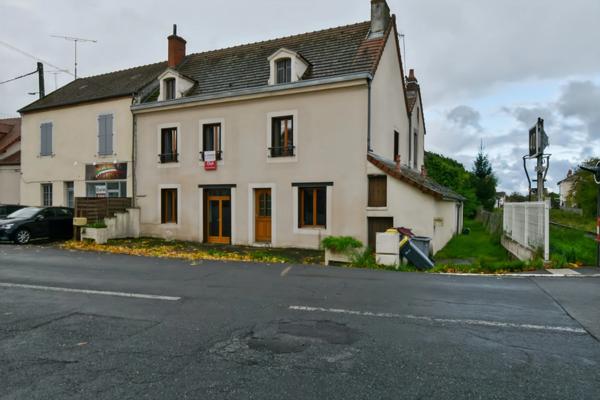 Immeuble à vendre HURIEL (03)