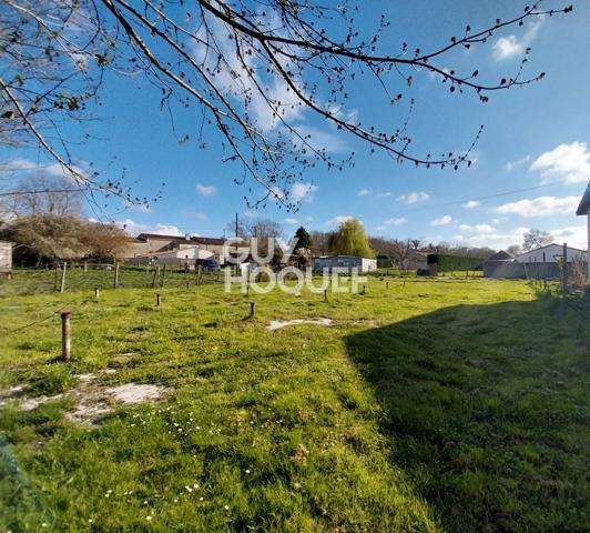 TERRAIN À VENDRE DE 740,00 M²