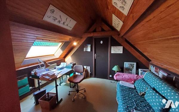 CARHAIX - MAISON 7 PIECES