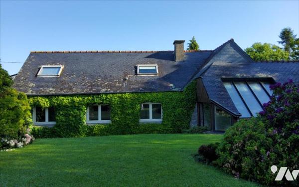 CARHAIX - MAISON 7 PIECES