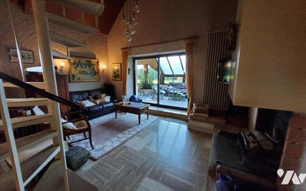 CARHAIX - MAISON 7 PIECES