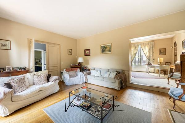 Maison à vendre 7 pièces de 206 m²