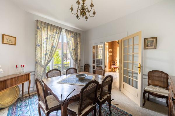 Maison à vendre 7 pièces de 206 m²