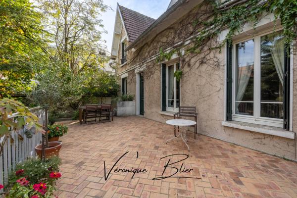 Maison à vendre 7 pièces de 206 m²