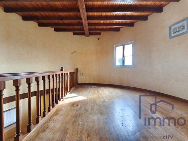Maison 8 pièces                                        - 42340 Veauche Réf : 2609-CIFVFOREZVELAY