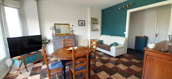 Appartement T3 EQUEUDREVILLE CENTRE + 2 PLACES DE PARKING