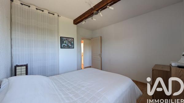 Appartement à vendre 4 pièces 81 m² Saint-Saturnin-lès-Avignon